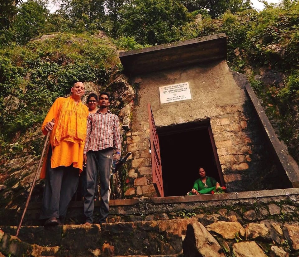 HOW TO SUPPORT YOGIVAH GIRI?