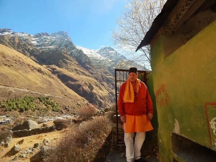 IS KRIYA YOGA BREATH CONTROL? DO I HAVE TO CONTROL THE BREATH TO ACHIEVE KUMBAKA?. DO I NEED TO DESTROY MY MIND AS SOME SAY?