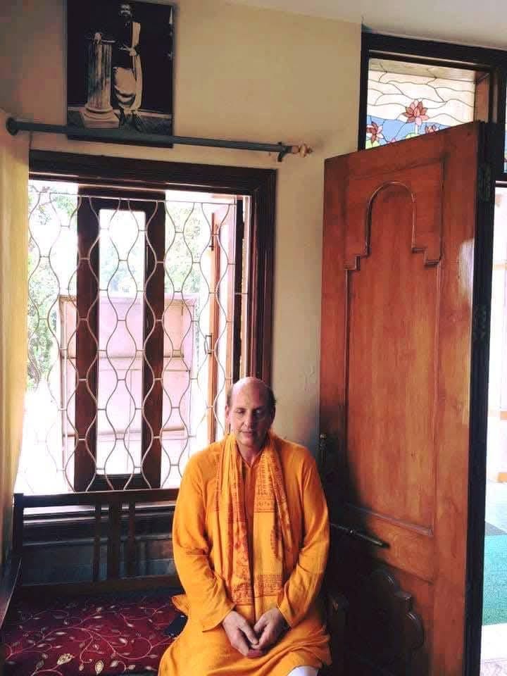 PLEASE DEFINE THE MEANING OF SAMADHI AND HOW TO EXPERIENCE IT